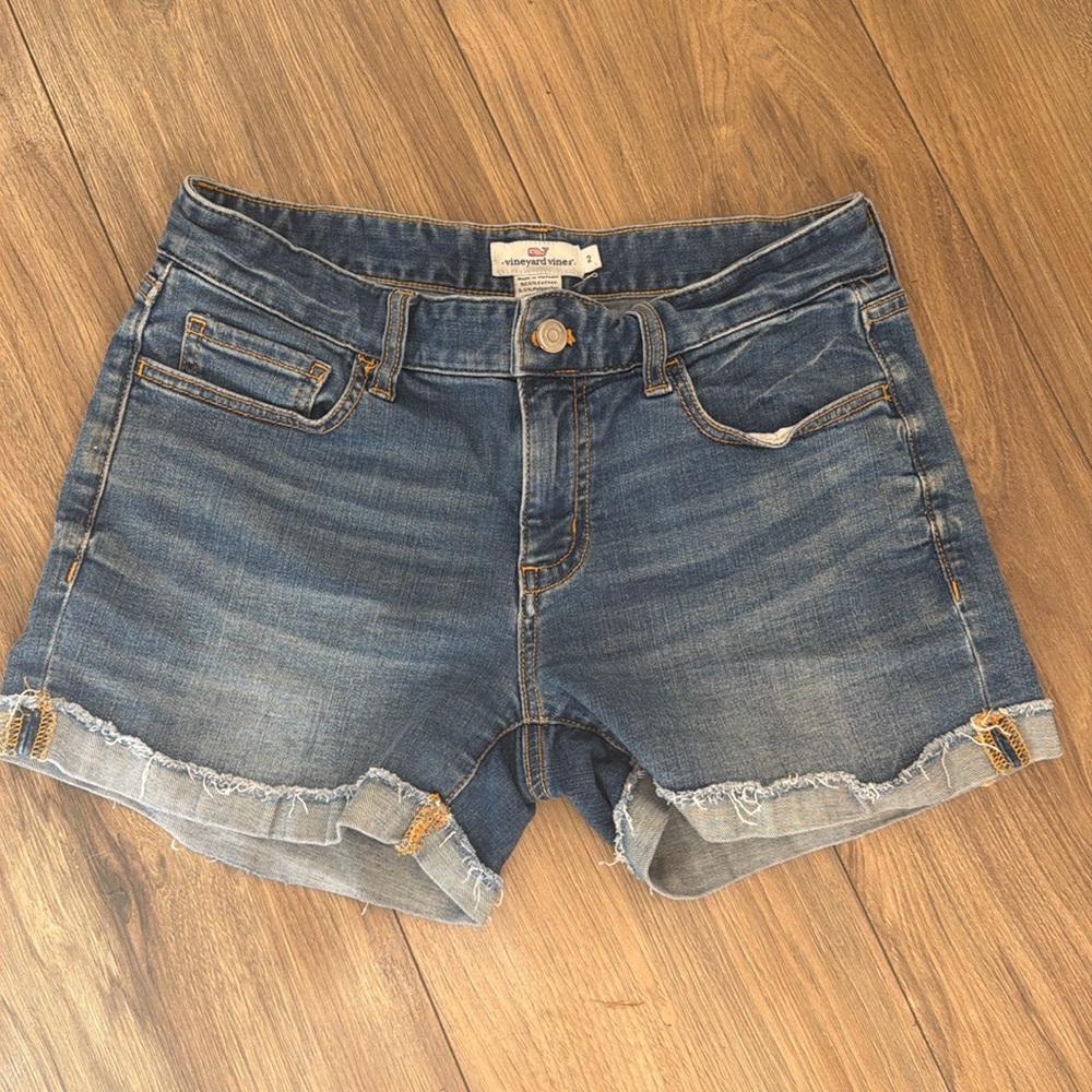 Vineyard Vines Jean Shorts - Size 2